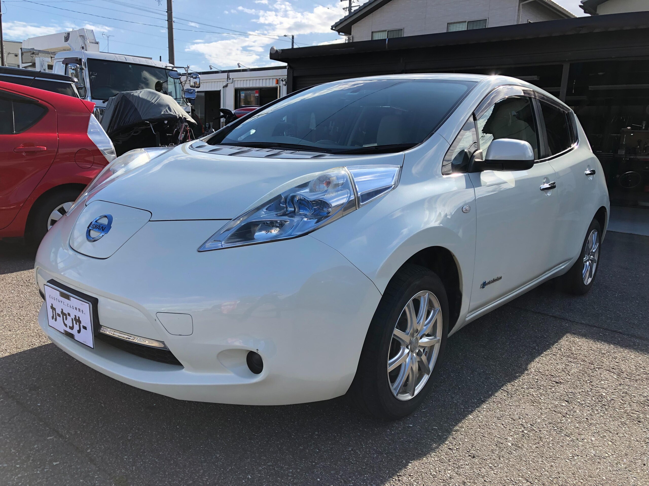 2011 Nissan Leaf X